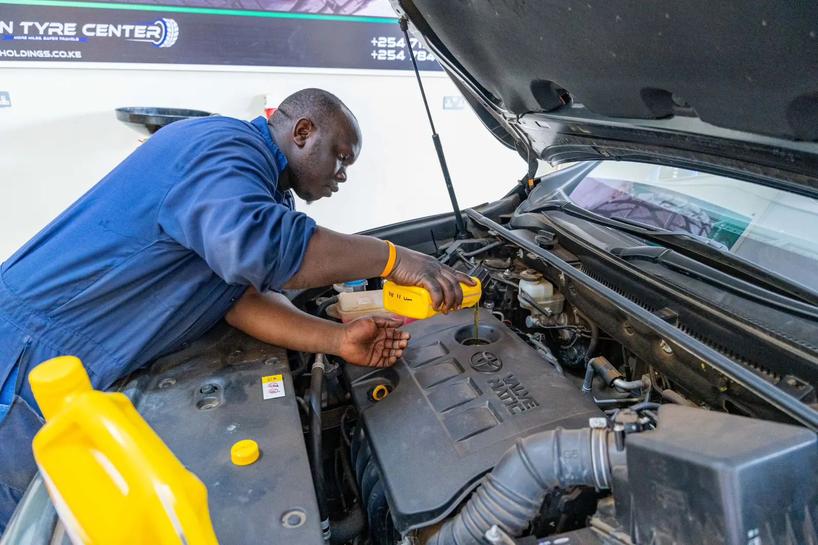 Oil change service at Roshan Tyre Centre